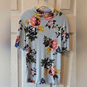 Candie's Floral Short Sleeve Top - Blue and Pink